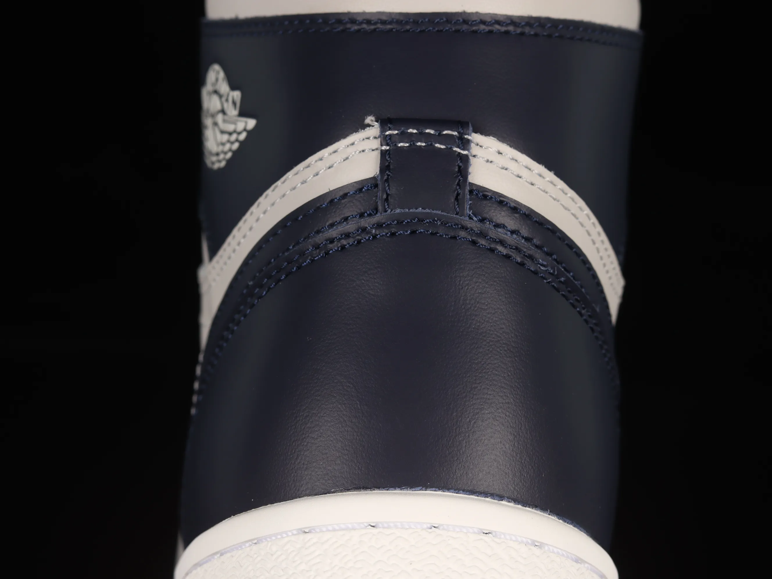 All categories Air Jordan Jordan series basketball shoes Air Jordan 1 High foreign trade version Air Jordan 1 High "Georgetown" AJ1 Joe 1 Georgetown high-top basketball shoes BQ4422-400